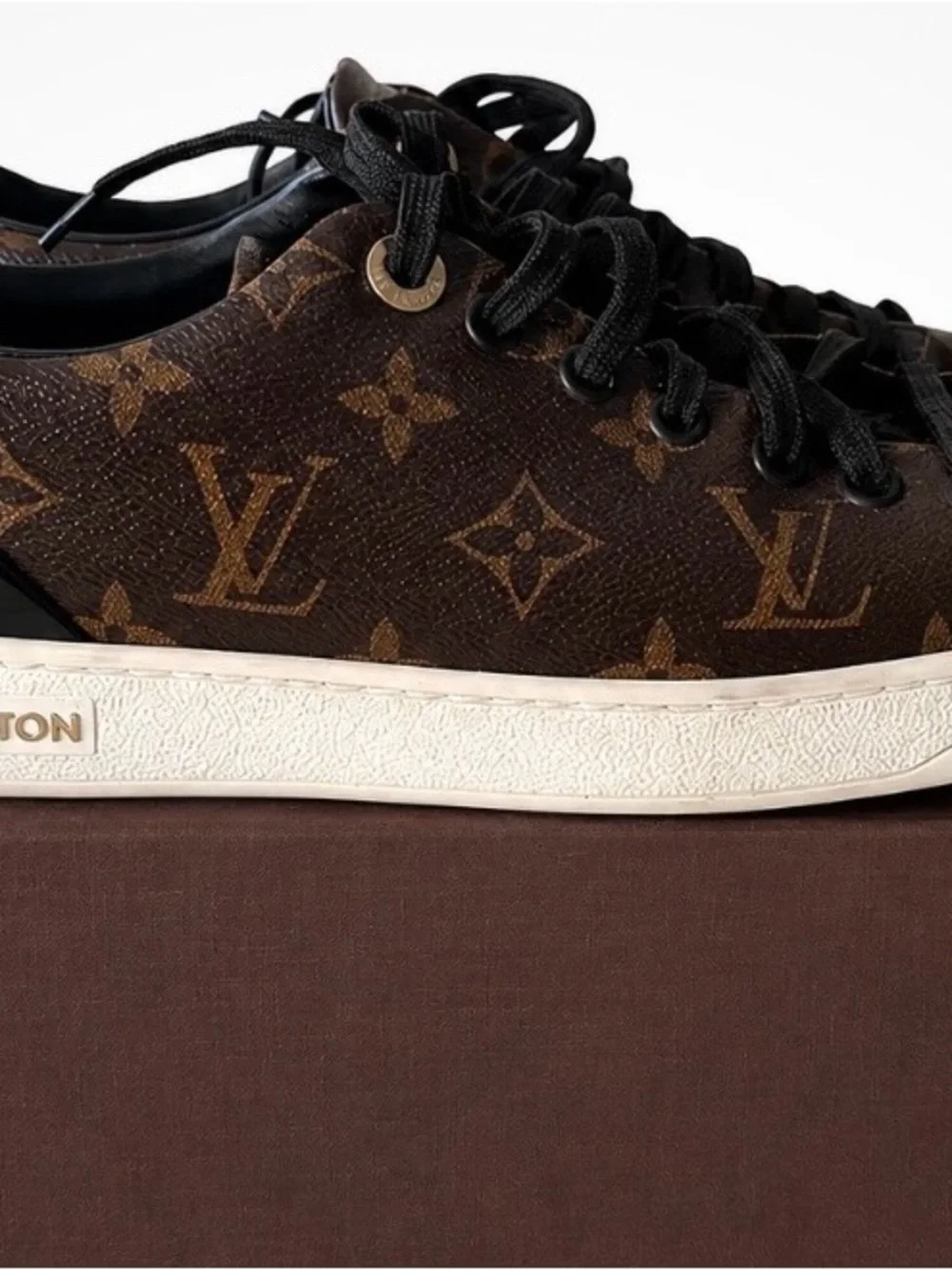 Louis Vuitton Tan Drawstring Dust Bag with Brown Accents